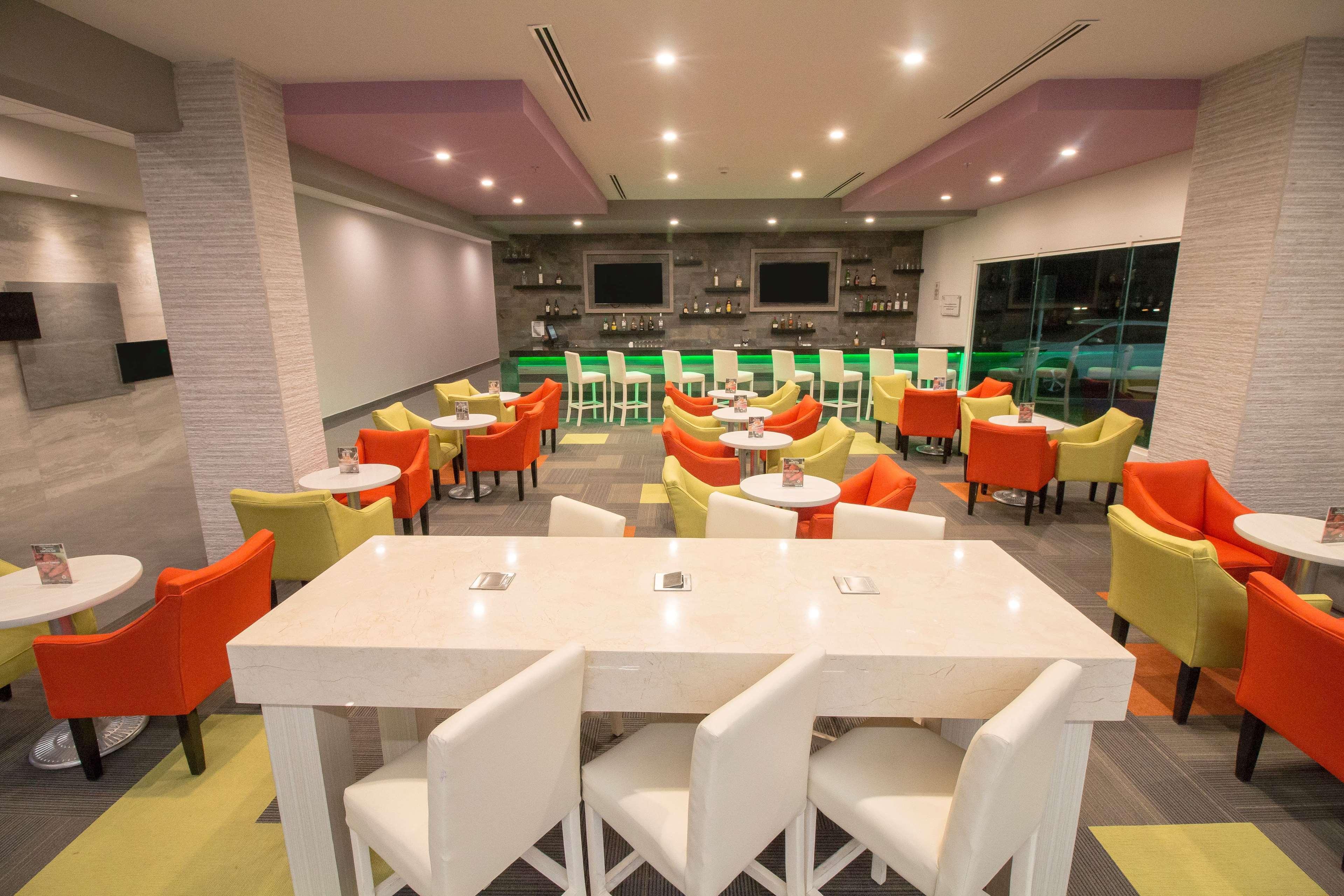 Chn Hotel Monterrey Aeropuerto, Trademark By Wyndham Apodaca Extérieur photo