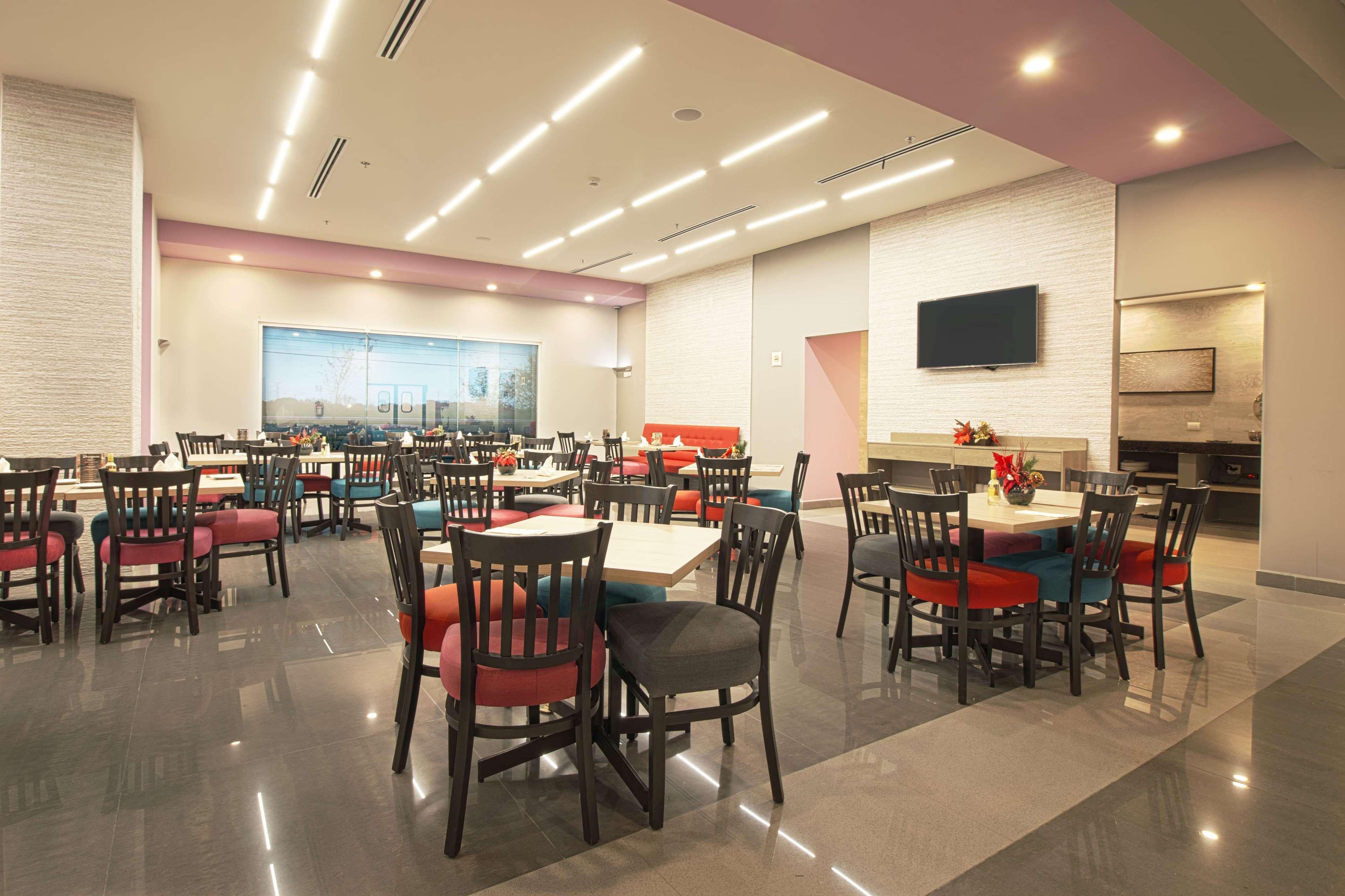 Chn Hotel Monterrey Aeropuerto, Trademark By Wyndham Apodaca Extérieur photo